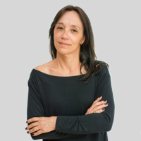 Katia Flores