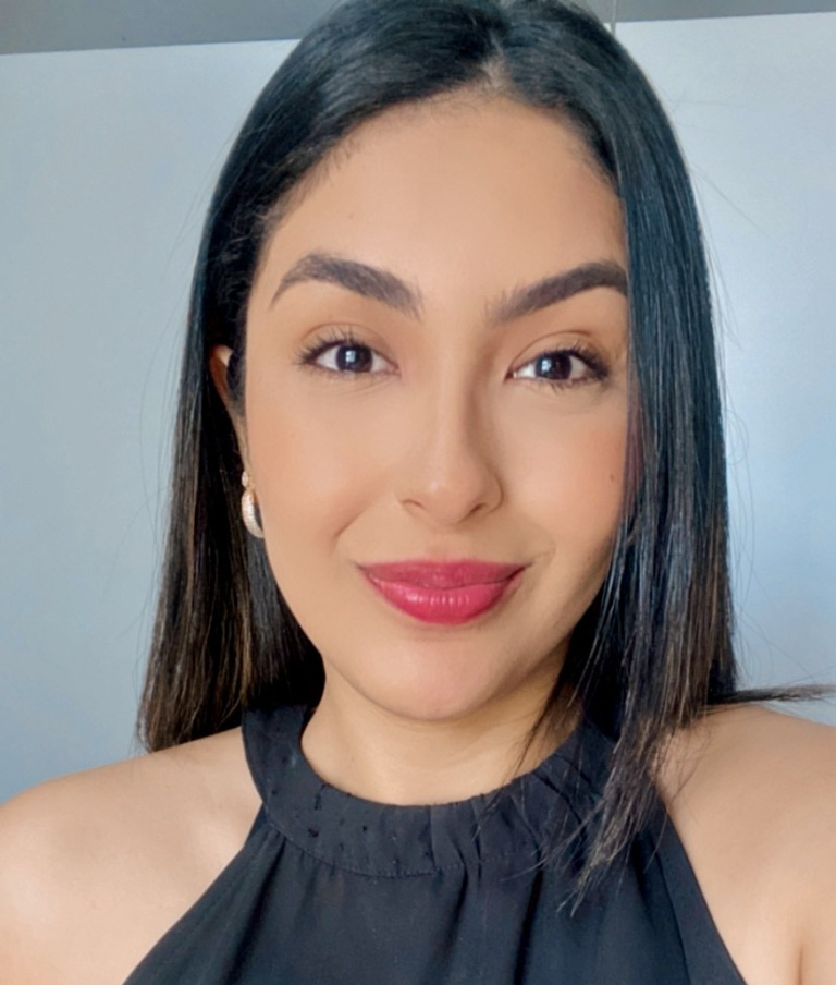 Thábitta Freitas Martins