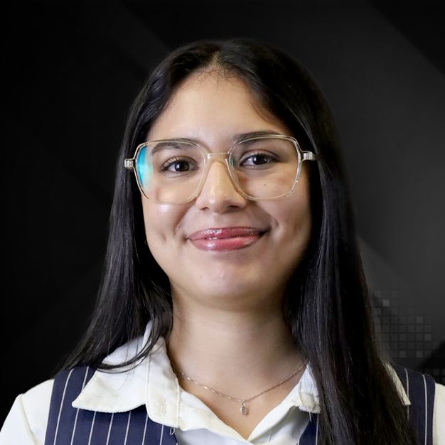 Julia Karine Valmorbida de Oliveira